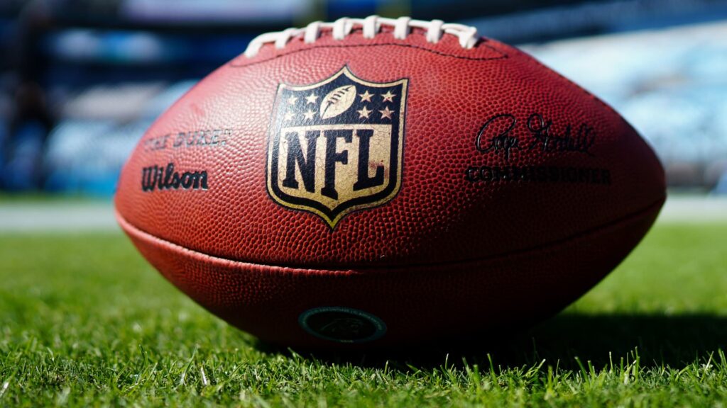 NFL’s Black Friday game is the latest warning sign for traditional TV NFL’s Black Friday game is the latest warning sign for traditional TV