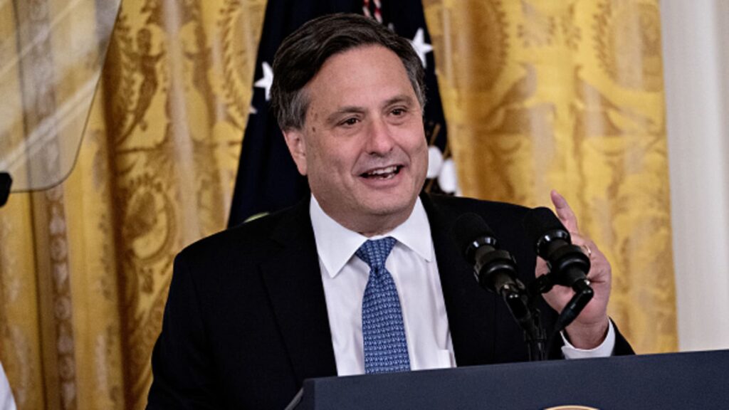 Airbnb names Ron Klain, former White House Chief of Staff, as chief legal officer Airbnb names Ron Klain, former White House Chief of Staff, as chief legal officer