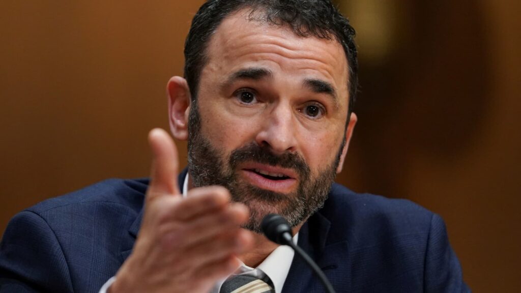 IRS delays tax reporting rule change for business payments on apps such as Venmo and PayPal IRS delays tax reporting rule change for business payments on apps such as Venmo and PayPal