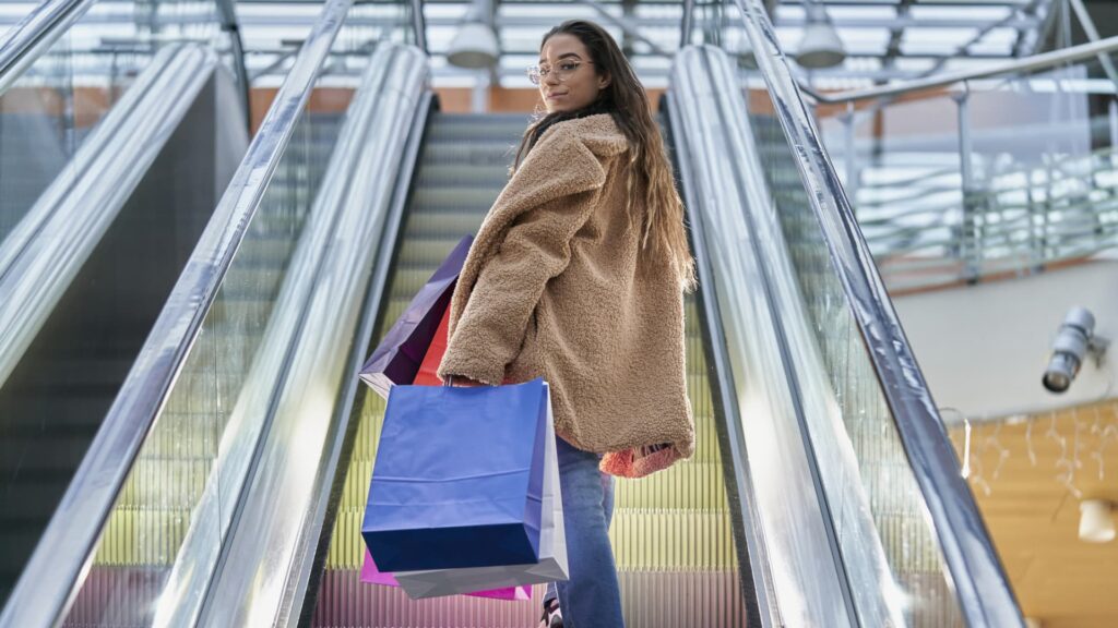 Holiday shoppers have the ‘best discounting season in years,’ expert says. These tips can help you save even more Holiday shoppers have the ‘best discounting season in years,’ expert says. These tips can help you save even more