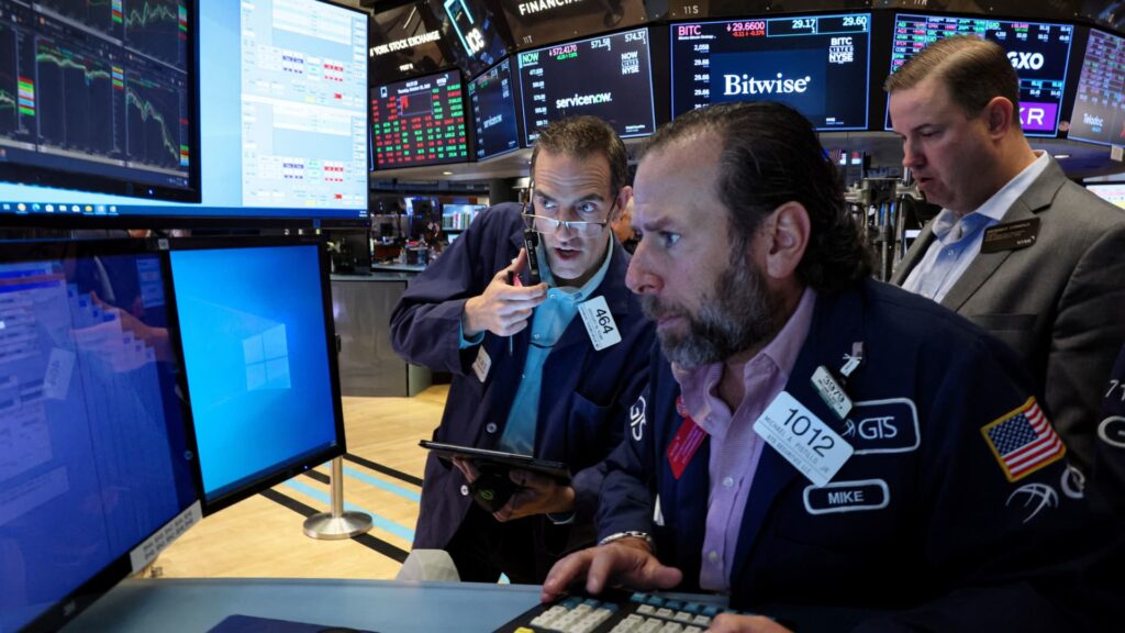 Dow futures rise slightly as Wall Street heads for fourth straight winning week: Live updates Dow futures rise slightly as Wall Street heads for fourth straight winning week: Live updates