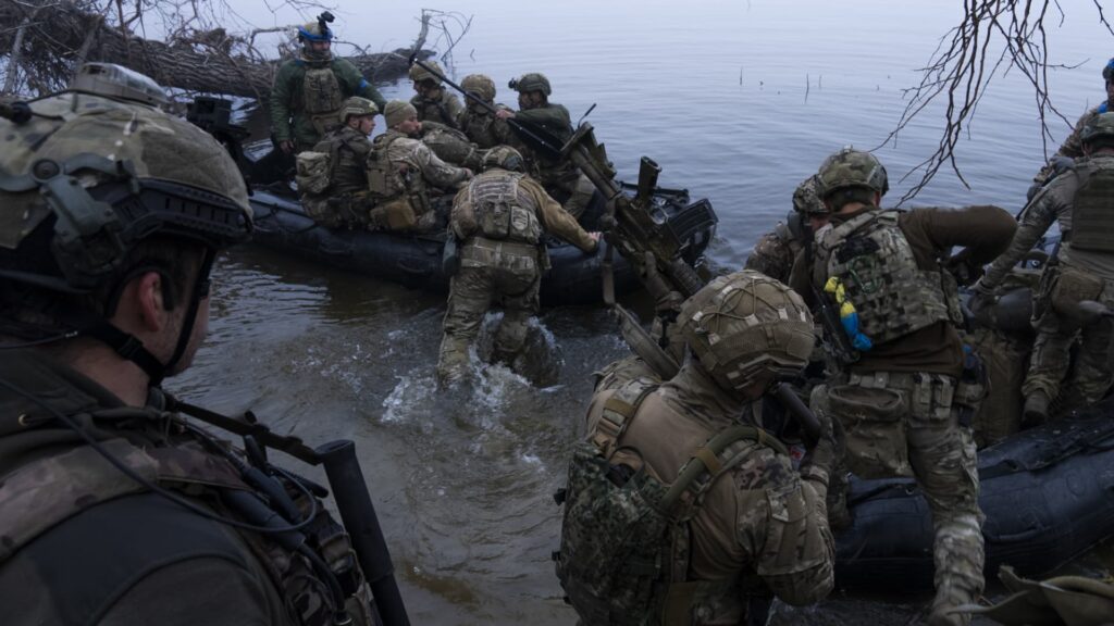 Ukraine war live updates: Moscow claims Ukraine is seeing ‘colossal losses’ after crossing river into Russian-occupied territory Ukraine war live updates: Moscow claims Ukraine is seeing ‘colossal losses’ after crossing river into Russian-occupied territory