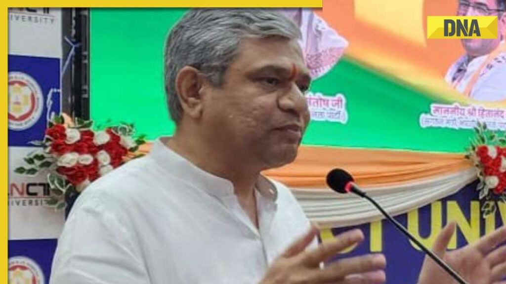 Govt to meet social media platforms on deepfake issue, says IT Minister Ashwini Vaishnaw Govt to meet social media platforms on deepfake issue, says IT Minister Ashwini Vaishnaw