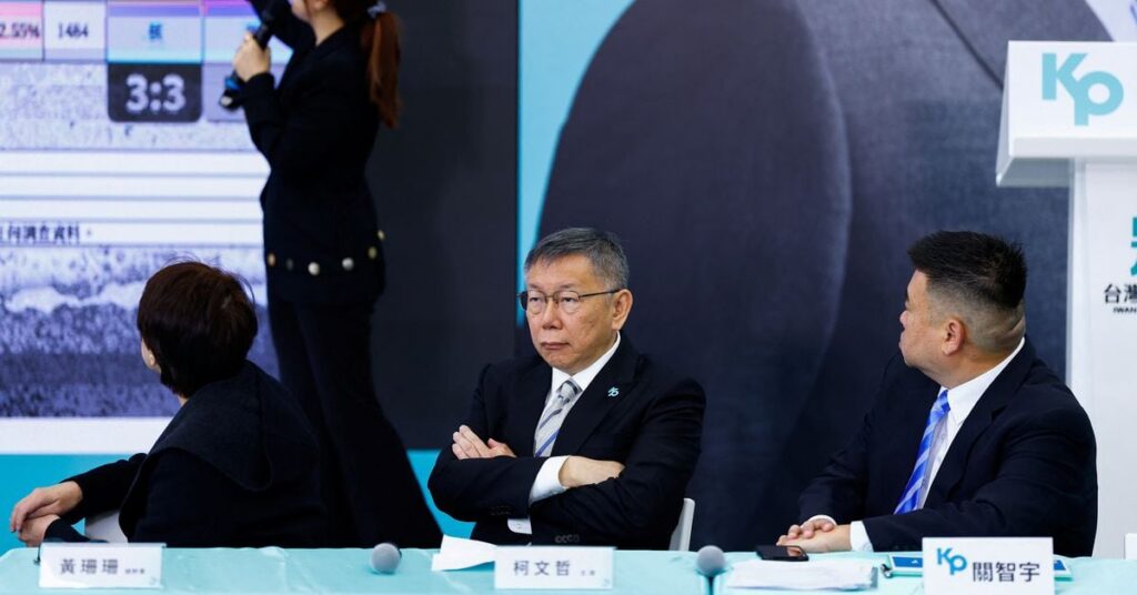 Clock ticking as Taiwan opposition bicker over joint presidency bid