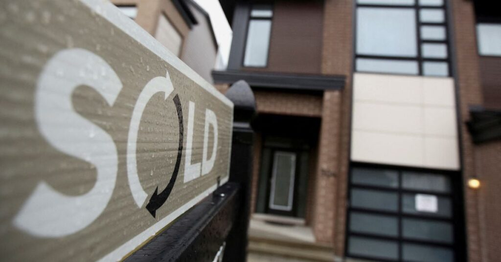 Canadian homeowners eye fixed-rate loans in ‘higher-for-longer’ era Canadian homeowners eye fixed-rate loans in ‘higher-for-longer’ era