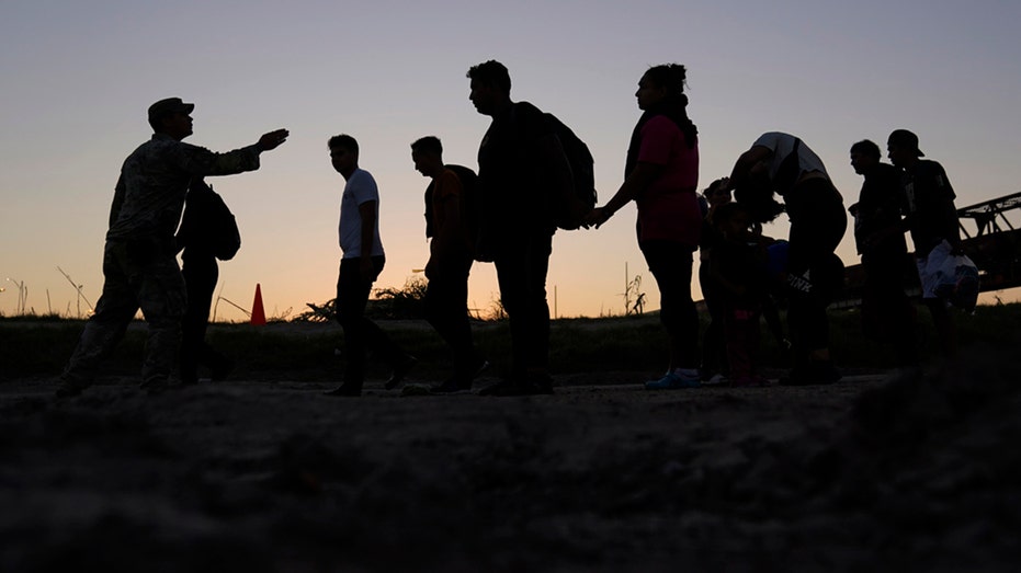 Thousands of Chinese nationals, gotaways at the southern border since Oct 1: sources Thousands of Chinese nationals, gotaways at the southern border since Oct 1: sources