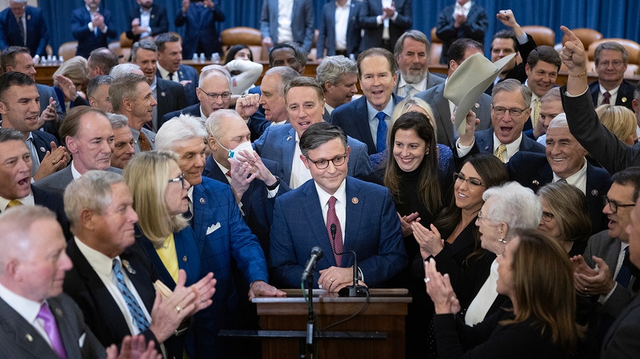 House GOP spending momentum sputters as long holiday break looms House GOP spending momentum sputters as long holiday break looms