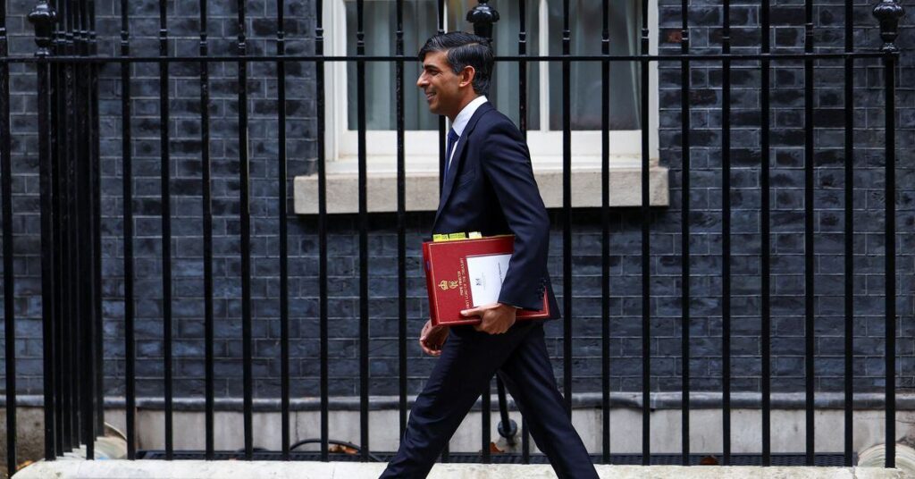 UK PM Sunak’s tax cuts yield polling boost UK PM Sunak’s tax cuts yield polling boost