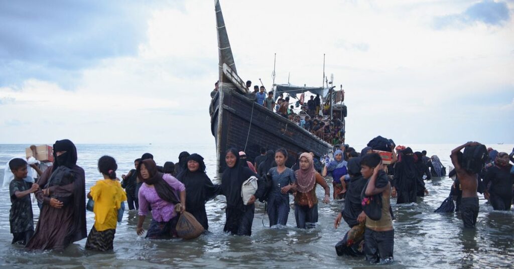 Hundreds of Rohingya come ashore in Indonesia, joining about 1,000 this week Hundreds of Rohingya come ashore in Indonesia, joining about 1,000 this week