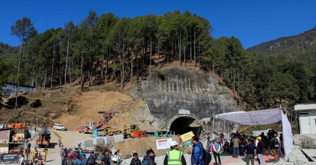 Collapsed Indian tunnel had no safety exit, was built through geological fault Collapsed Indian tunnel had no safety exit, was built through geological fault