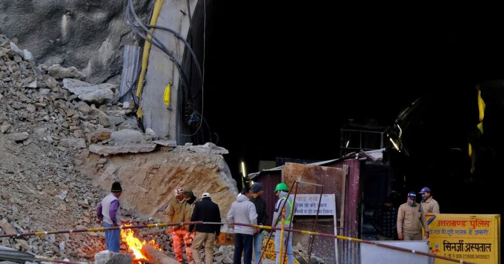 Rescuers in India tunnel collapse await drilling machine on 7th day Rescuers in India tunnel collapse await drilling machine on 7th day