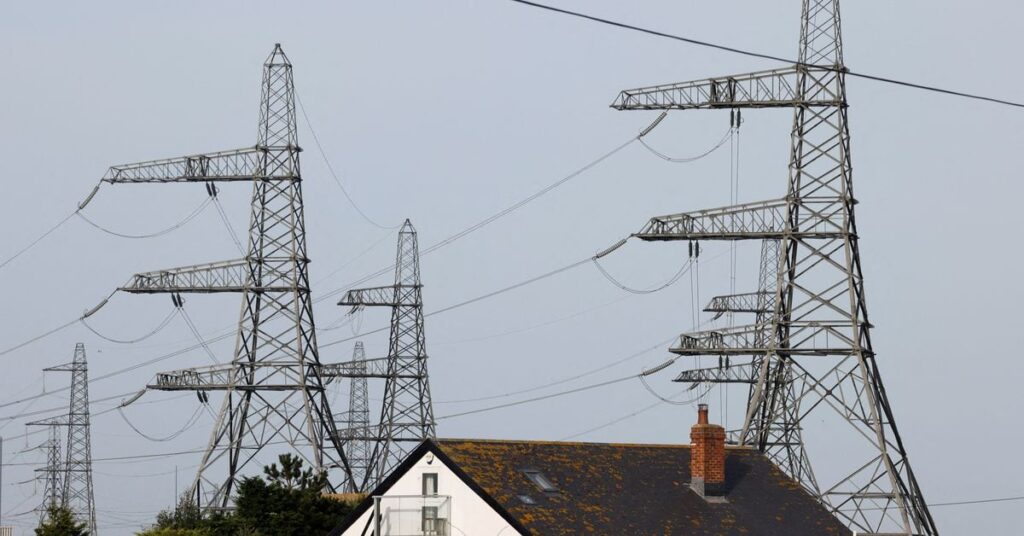 UK’s Ofgem lifts price cap, says energy bills may hit ,402 UK’s Ofgem lifts price cap, says energy bills may hit ,402