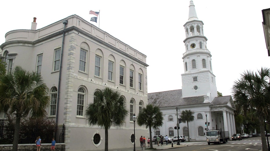 Charleston, South Carolina elects first GOP mayor since 1870s Charleston, South Carolina elects first GOP mayor since 1870s