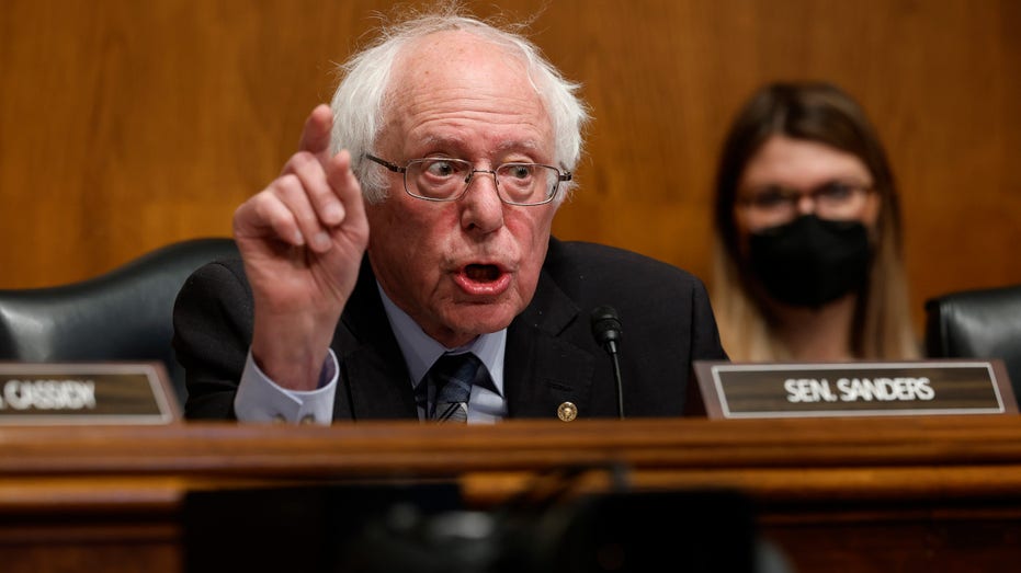 House Democrat slams Bernie Sanders’ call for barriers to Israel aid: ‘Let’s not play this game’ House Democrat slams Bernie Sanders’ call for barriers to Israel aid: ‘Let’s not play this game’