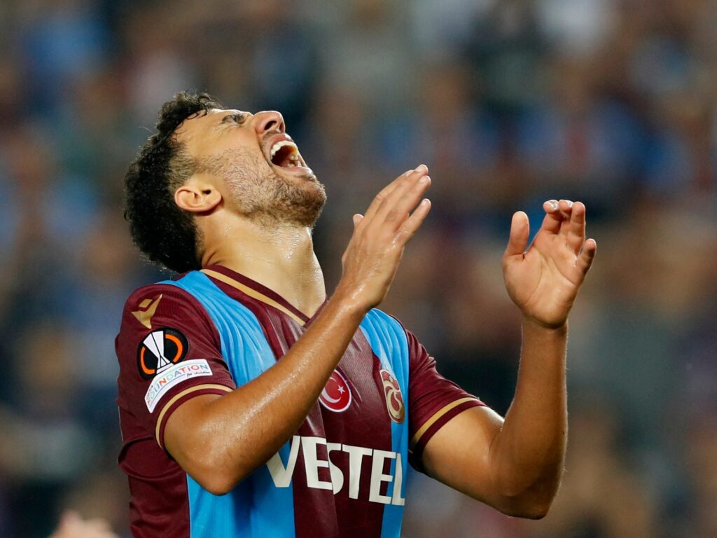 Istanbulspor vs Trabzonspor game suspended as Turkish football resumes