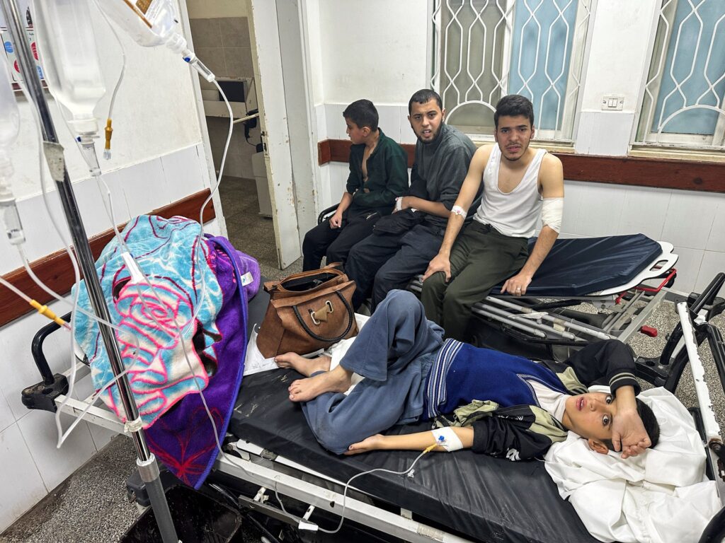 Diseases spread in Gaza amid health system collapse, Israeli strikes Diseases spread in Gaza amid health system collapse, Israeli strikes