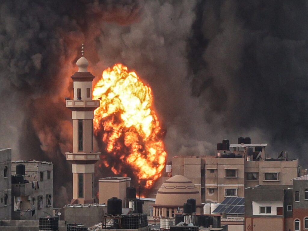 Israel continues deadly attacks on Gaza amid hopes for another truce