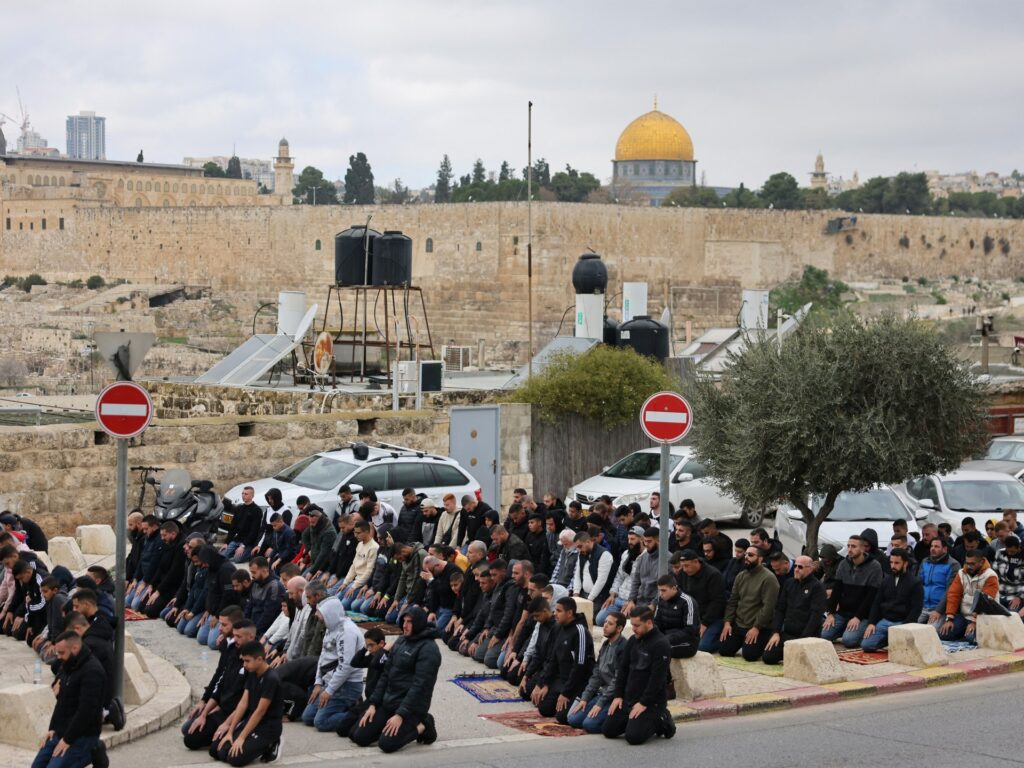 Palestinians perform Friday prayers at Al-Aqsa amid tight Israeli curbs
