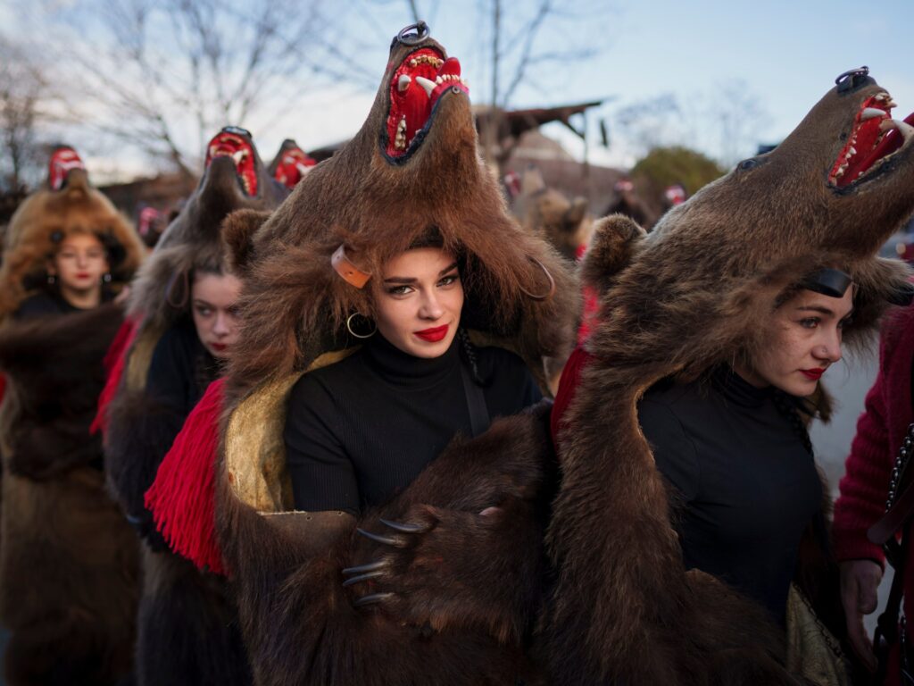 Photos: Romania’s annual Dancing Bears Festival to ‘ward off evil spirits’