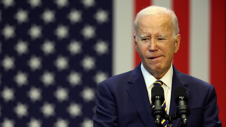 Congressional Hispanic Caucus pushes Biden for meeting on border crisis talks with GOP
