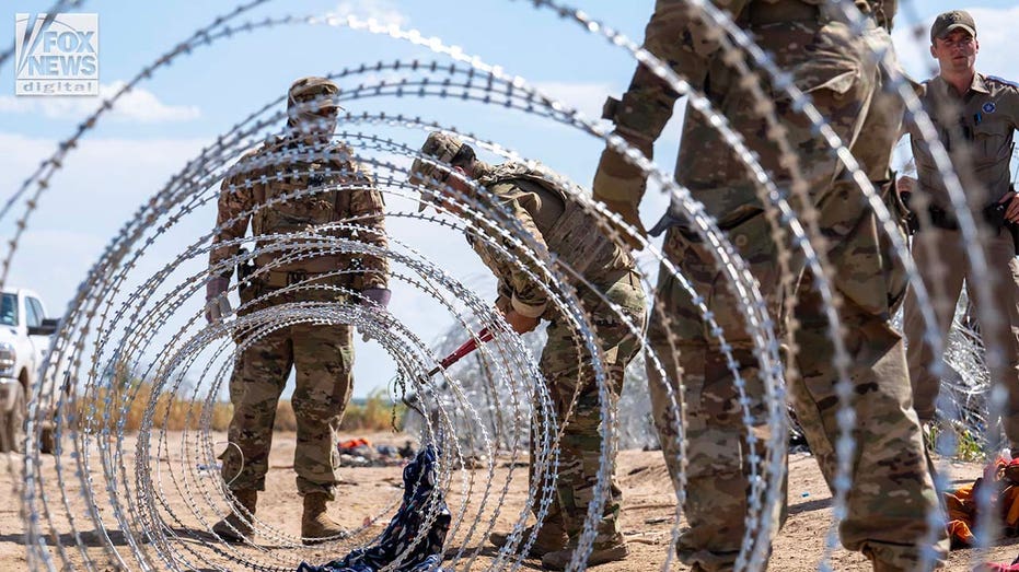 Federal appeals court blocks Biden admin from removing Texas’ razor wire at southern border