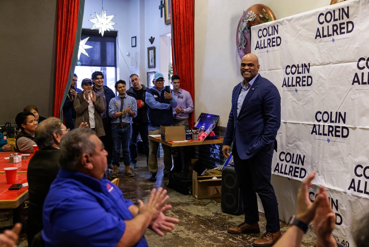 Colin Allred’s fundraising for U.S. Senate race surpasses O’Rourke’s early 2018 pace