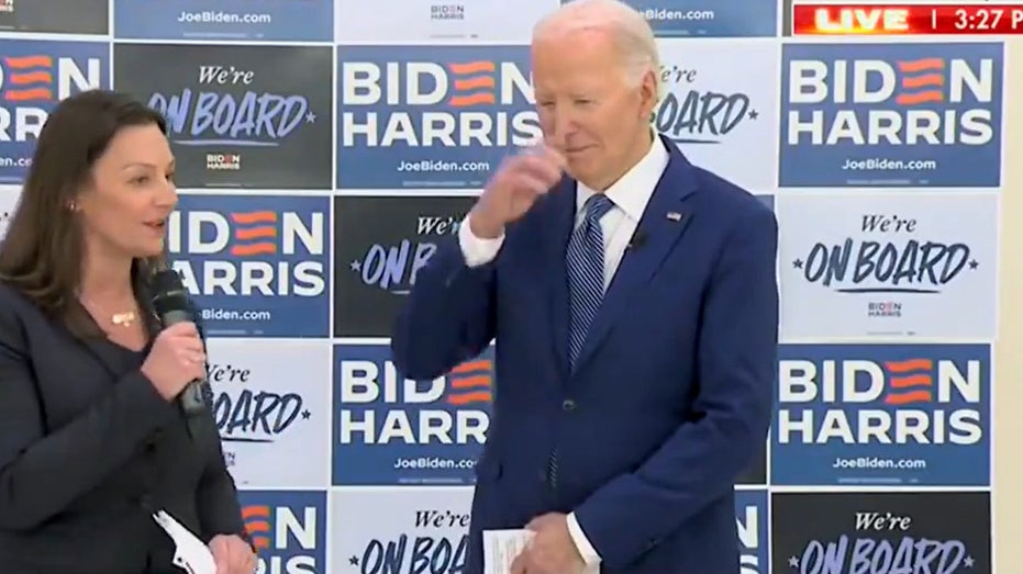 Biden makes sign of the cross during pro-abortion speech in Florida