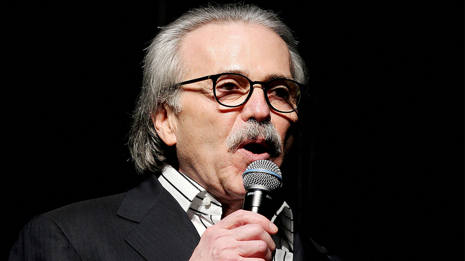 David Pecker calmly links Trump, Michael Cohen to suppressing stories, pushing fake news David Pecker calmly links Trump, Michael Cohen to suppressing stories, pushing fake news