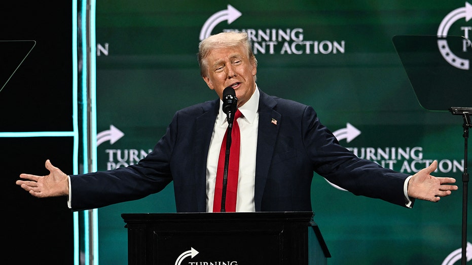Trump knocks Harris as a ‘bum,’ scorns her handling of southern border: ‘A failed vice president’ Trump knocks Harris as a ‘bum,’ scorns her handling of southern border: ‘A failed vice president’