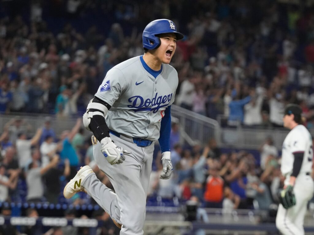 Los Angeles Dodgers’ Shohei Ohtani makes baseball history Los Angeles Dodgers’ Shohei Ohtani makes baseball history
