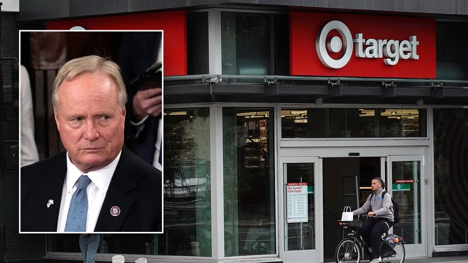 Dozens of bipartisan lawmakers press DHS for action on organized retail theft Dozens of bipartisan lawmakers press DHS for action on organized retail theft