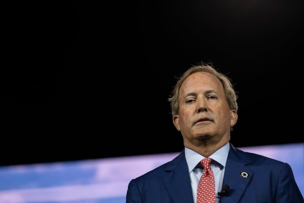 Ken Paxton calls on Rep. Jeff Leach to resign over texts to judge in Robert Roberson case Ken Paxton calls on Rep. Jeff Leach to resign over texts to judge in Robert Roberson case