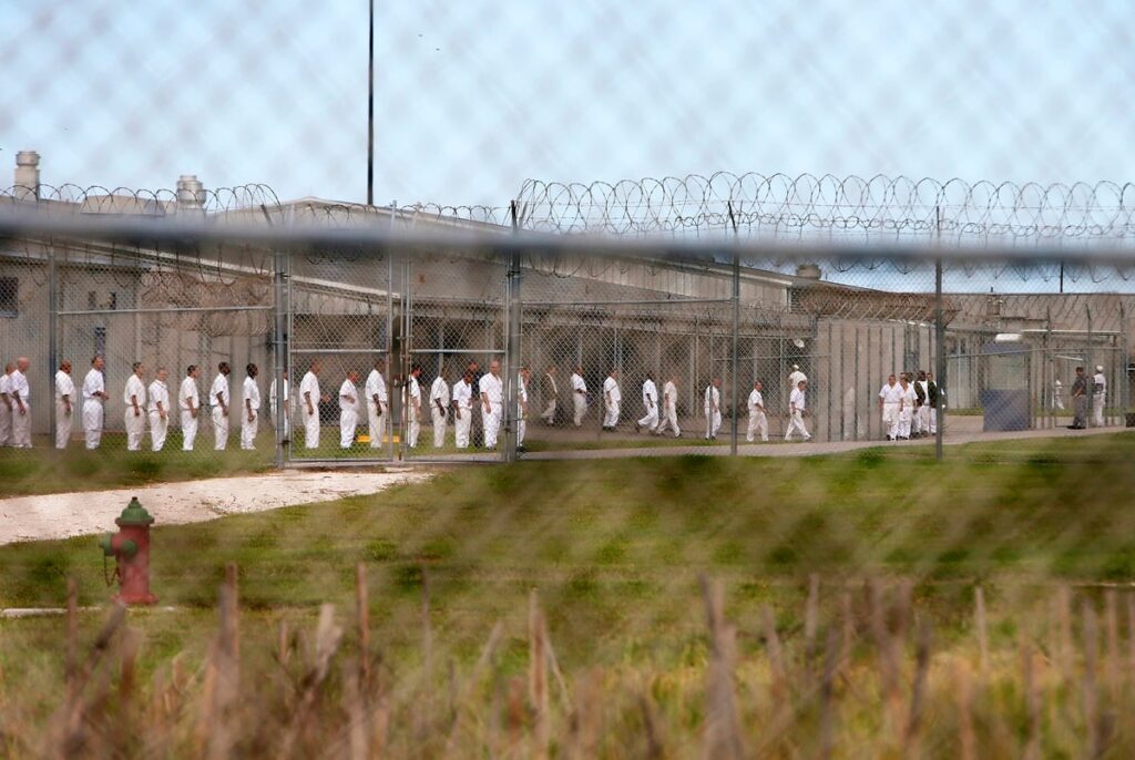 Texas prison system’s staffing crisis and outdated technology endanger guards and inmates