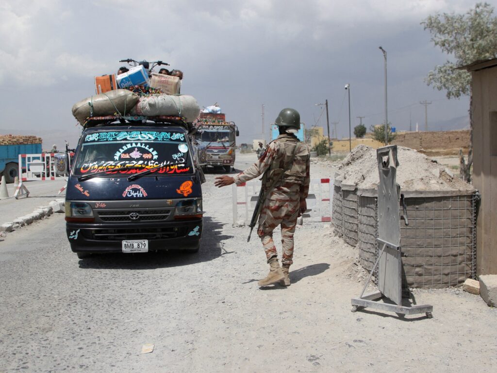 Armed attackers kill 20 coal miners in southwest Pakistan Armed attackers kill 20 coal miners in southwest Pakistan