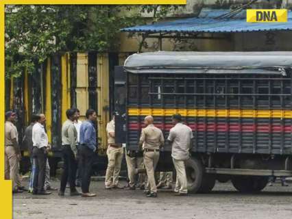 Maharashtra government sets up commission to probe shooting of Badlapur sexual assault accused Maharashtra government sets up commission to probe shooting of Badlapur sexual assault accused