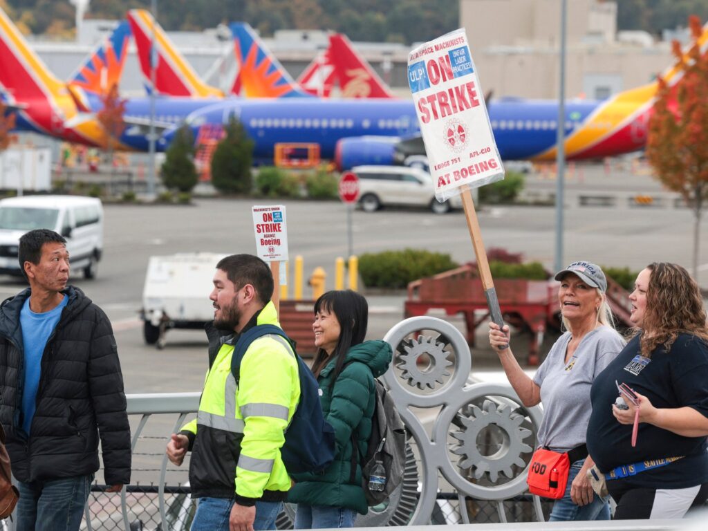 Boeing workers vote to reject wage deal, extend strike Boeing workers vote to reject wage deal, extend strike