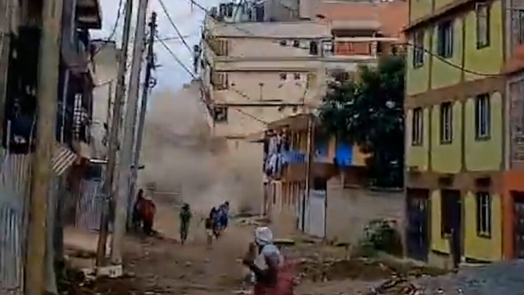 Video: See the moment a seven-storey building collapses in Nairobi, Kenya Video: See the moment a seven-storey building collapses in Nairobi, Kenya