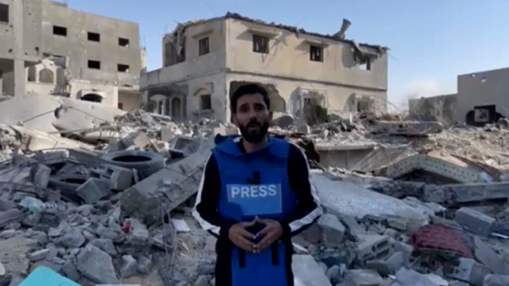 Report from scene of major Israeli attack on north Gaza homes Report from scene of major Israeli attack on north Gaza homes