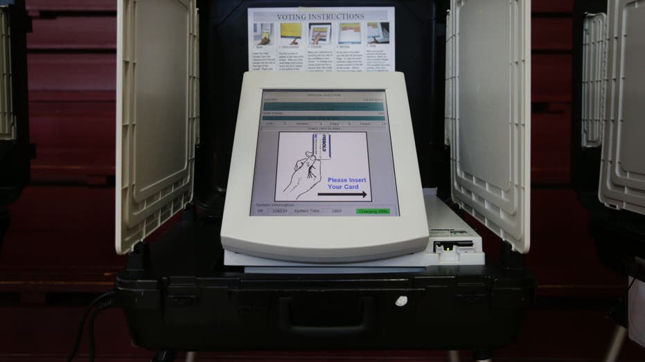 Early voting begins in Georgia, Utah Early voting begins in Georgia, Utah