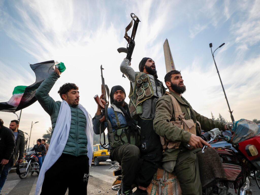 Opposition fighters seize al-Assad presidential palace in Syria’s Damascus Opposition fighters seize al-Assad presidential palace in Syria’s Damascus
