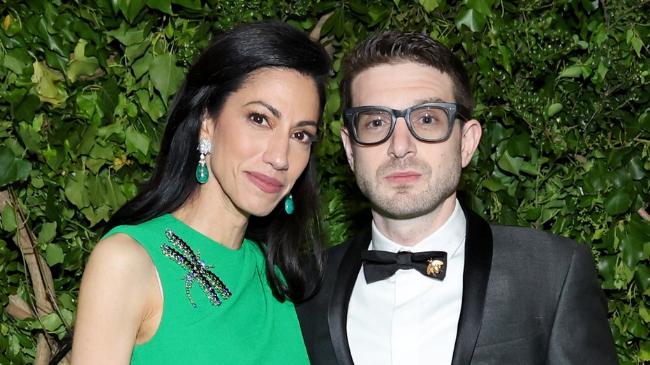 Alex Soros and Huma Abedin hold star-studded engagement party at Anna Wintour’s home: Photos Alex Soros and Huma Abedin hold star-studded engagement party at Anna Wintour’s home: Photos