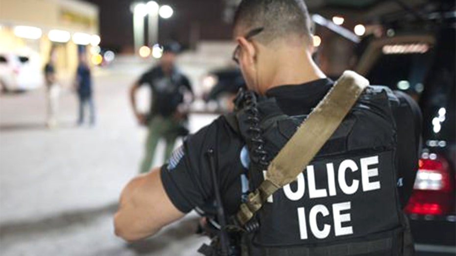 ICE deports former high-ranking Somalian military official accused of torture and terror ICE deports former high-ranking Somalian military official accused of torture and terror