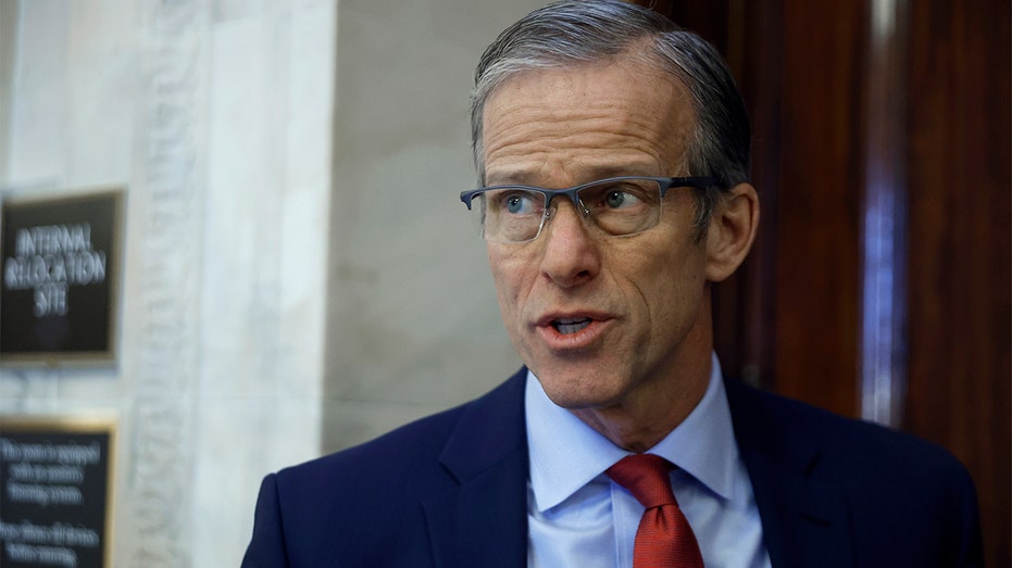 Incoming GOP Senate majority leader unveils legislative agenda for Trump administration’s 1st 30 days Incoming GOP Senate majority leader unveils legislative agenda for Trump administration’s 1st 30 days