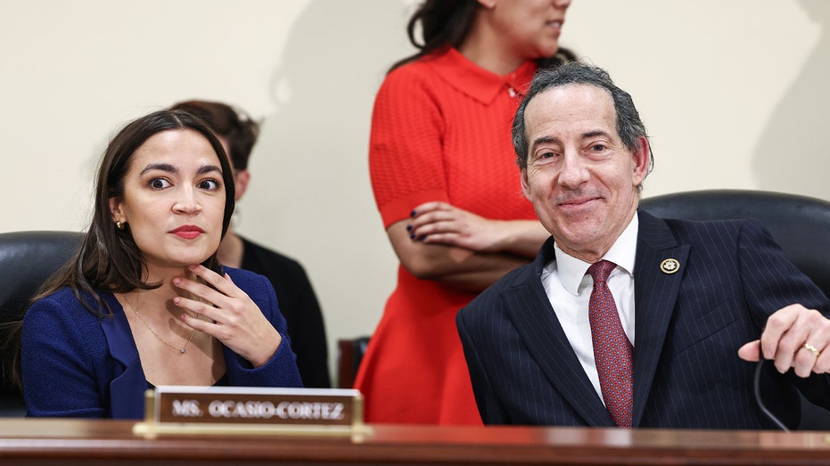 AOC launches bid for top Democratic role on House Oversight Committee AOC launches bid for top Democratic role on House Oversight Committee
