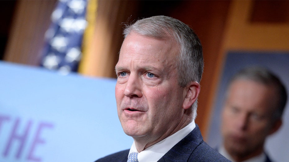 Senate Republicans try to fast-track emergency military pay as they brace for shutdown Senate Republicans try to fast-track emergency military pay as they brace for shutdown