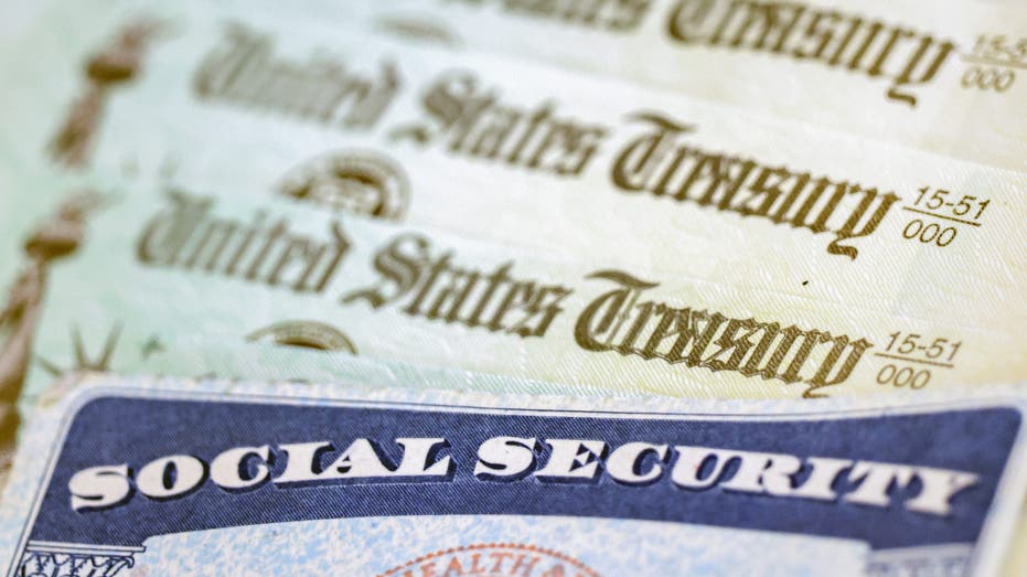 Police group praises bill to give public sector retirees full Social Security benefits: ‘deserved and earned’ Police group praises bill to give public sector retirees full Social Security benefits: ‘deserved and earned’