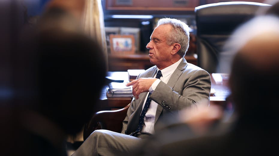 Senator says RFK Jr told him he agrees with Trump on abortion, will have light touch regulating farmers Senator says RFK Jr told him he agrees with Trump on abortion, will have light touch regulating farmers