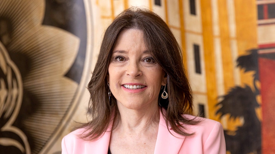 Former presidential hopeful Marianne Williamson announces bid for DNC chair, looks to ‘reinvent the party’ Former presidential hopeful Marianne Williamson announces bid for DNC chair, looks to ‘reinvent the party’