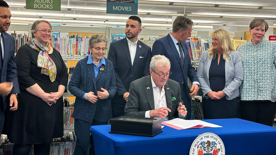 Gov. Phil Murphy signs law prohibiting book bans, making New Jersey the latest state to do so Gov. Phil Murphy signs law prohibiting book bans, making New Jersey the latest state to do so