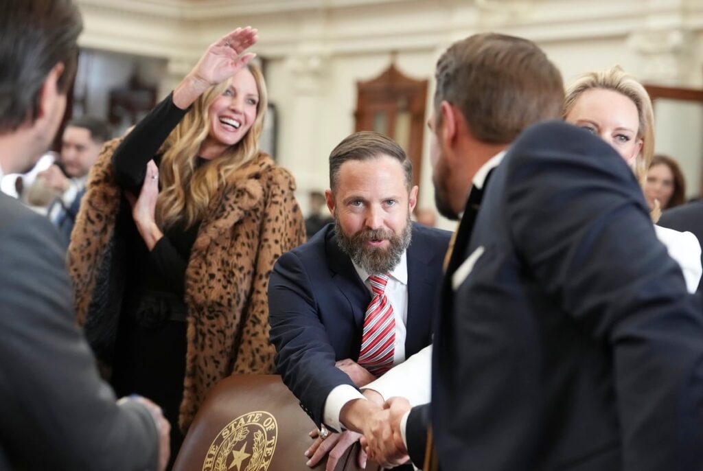 Rep. Dustin Burrows voted Texas House speaker in blow to insurgent GOP movement Rep. Dustin Burrows voted Texas House speaker in blow to insurgent GOP movement